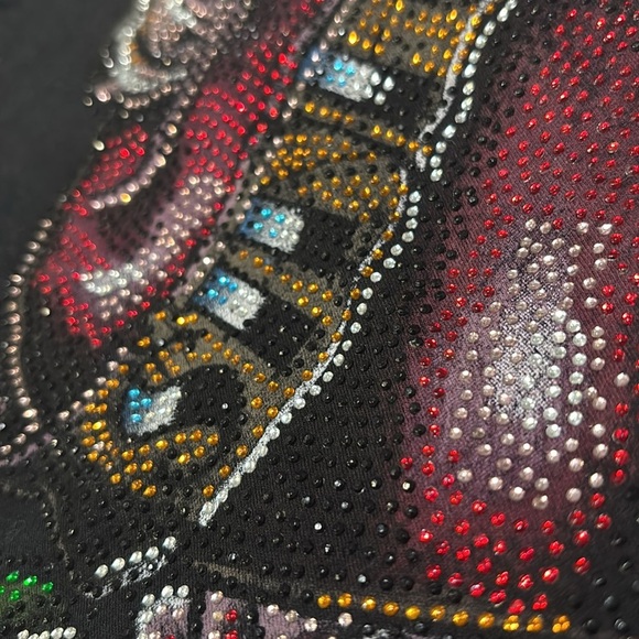 RARE Sinful by Affliction Rhinestone Black Graphic V-Neck Top with Rose - Picture 10 of 12